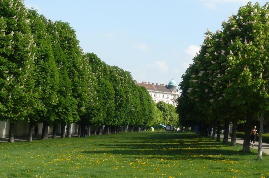 Studio-Apartment Augarten Vienna Exterior photo